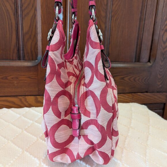 COACH Madison Maggie Op Art Pink Canvas Shoulder Bag A1220-17020